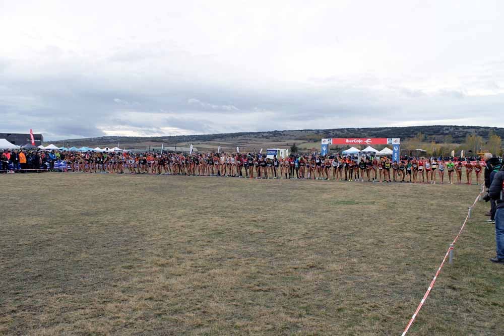 Fotos: Los mejores momentos de la carrera absoluta femenina