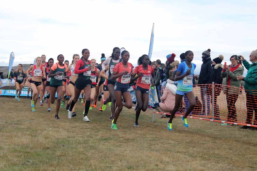 Fotos: Los mejores momentos de la carrera absoluta femenina