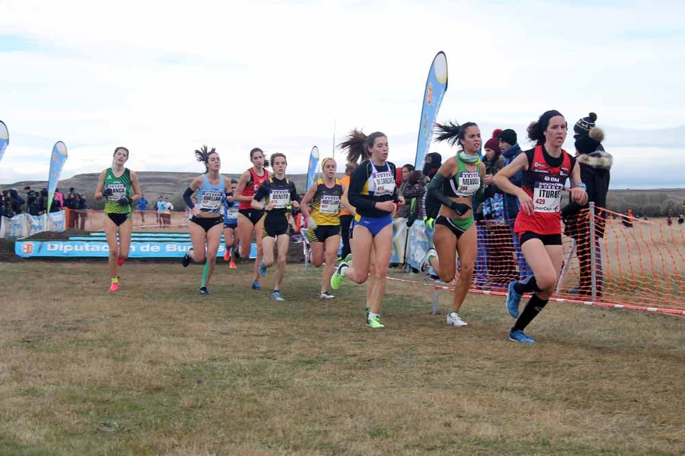 Fotos: Los mejores momentos de la carrera absoluta femenina