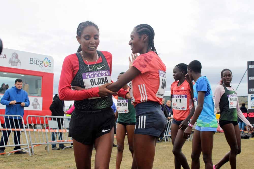 Fotos: Los mejores momentos de la carrera absoluta femenina