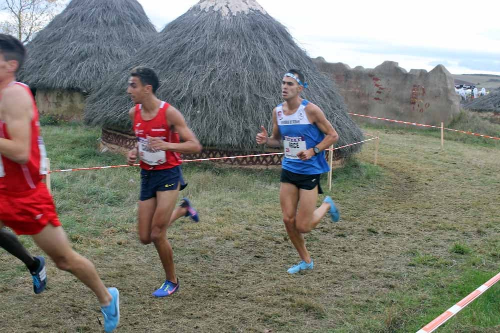 Fotos: Los mejores atletas del mundo en el Cross de Atapuerca