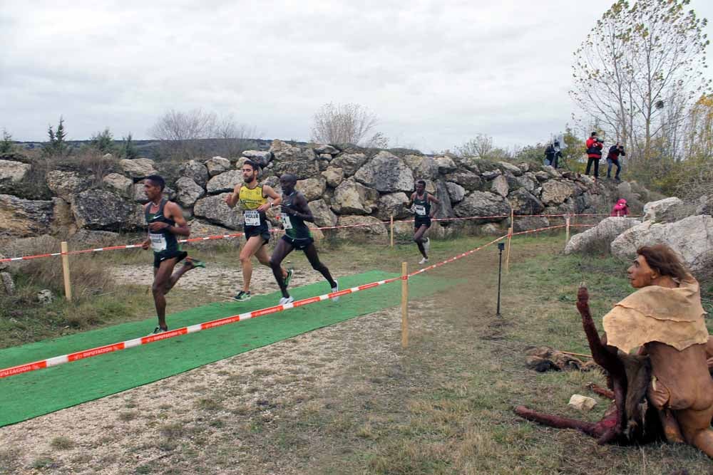 Fotos: Los mejores atletas del mundo en el Cross de Atapuerca