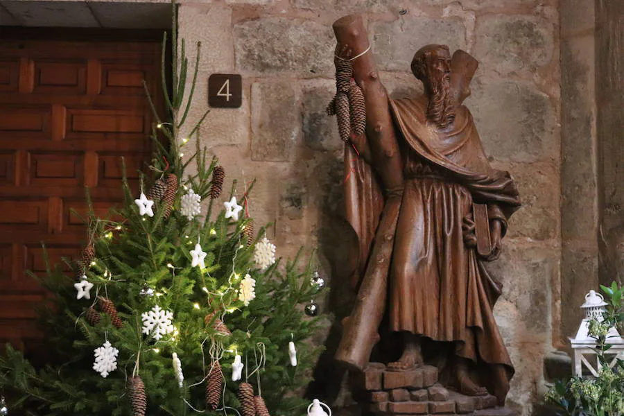 El Palacio de Castilfalé acoge este fin de semana la Muestra Floral de Navidad organizada por la Asociación de Floristas y Jardineros de Burgos