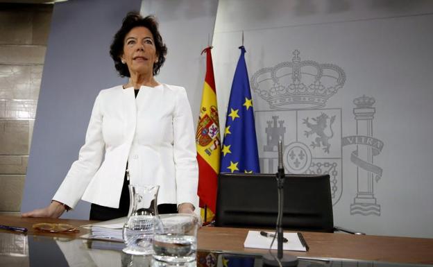 Isabel Celaá en la rueda de prensa posterior al Consejo de Ministros.