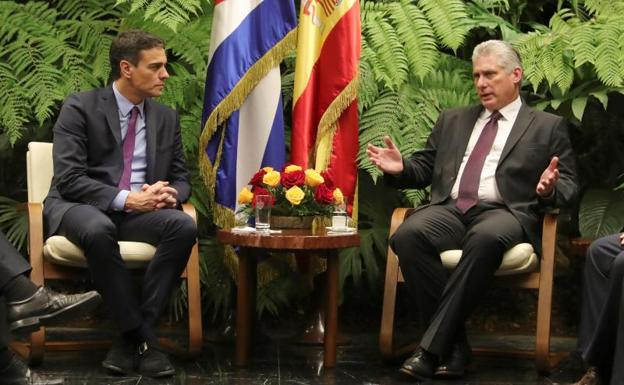 Sánchez acuerda mantener un diálogo anual con Cuba también sobre derechos humanos
