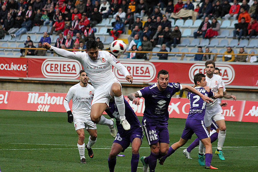 El Burgos CF ha empatado esta tarde ante la Cultural Leones en el Reino de León