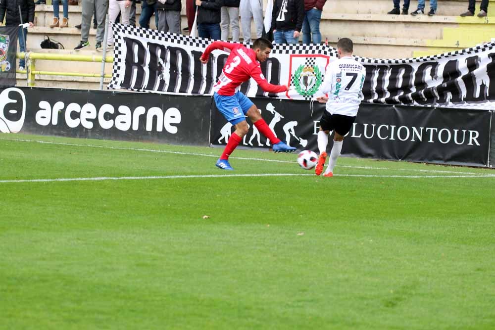 Fotos: Los mejores momentos del Burgos CF - CDA Navalcarnero