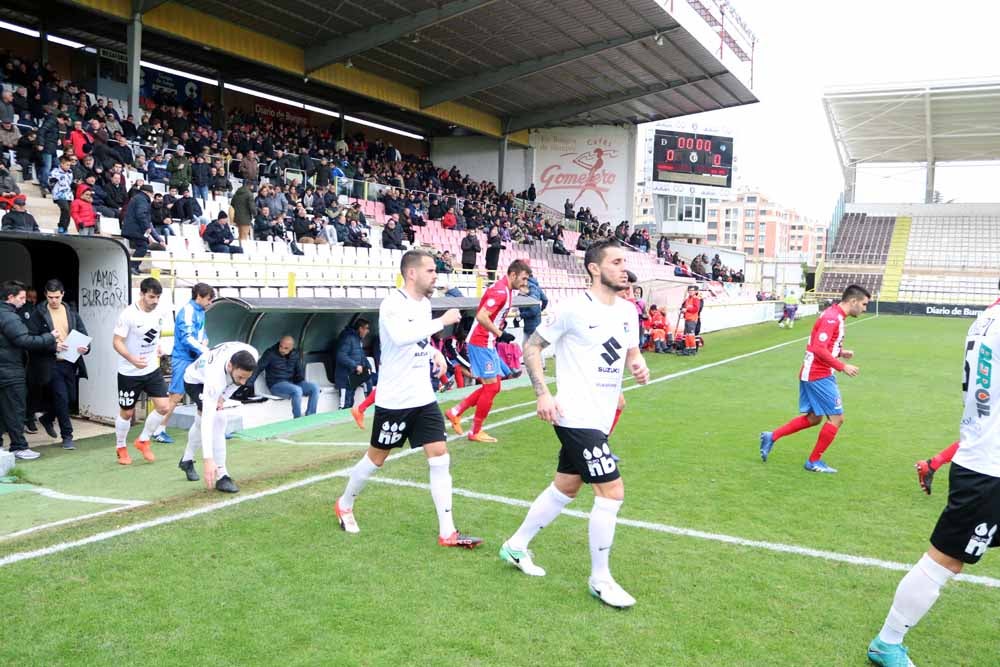 Fotos: Los mejores momentos del Burgos CF - CDA Navalcarnero