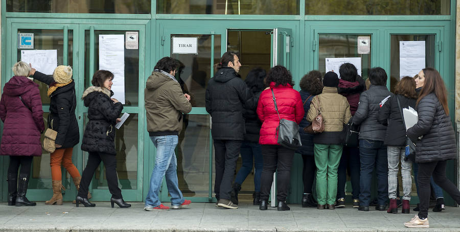 Fotos: Repetición de la oposición de personal de servicios