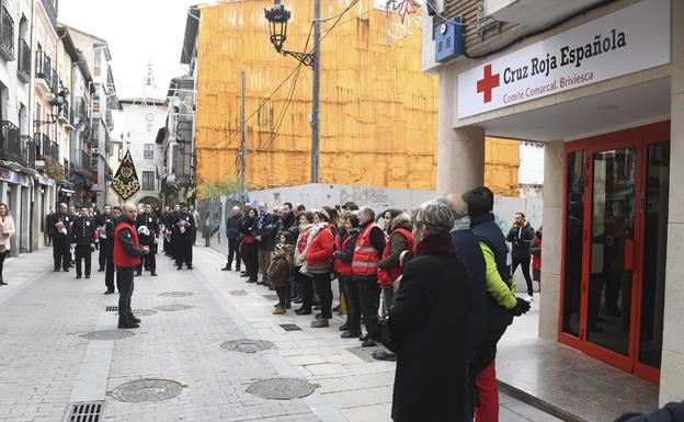 Los voluntarios realizaron un recorrido teatralizado por las calles del municipio. 