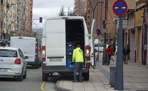 El paro se incrementa de manera leve en noviembre. 