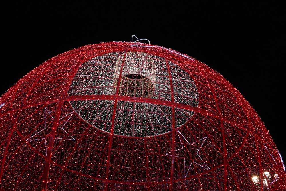 Fotos: La iluminación navideña ya brilla en la ciudad