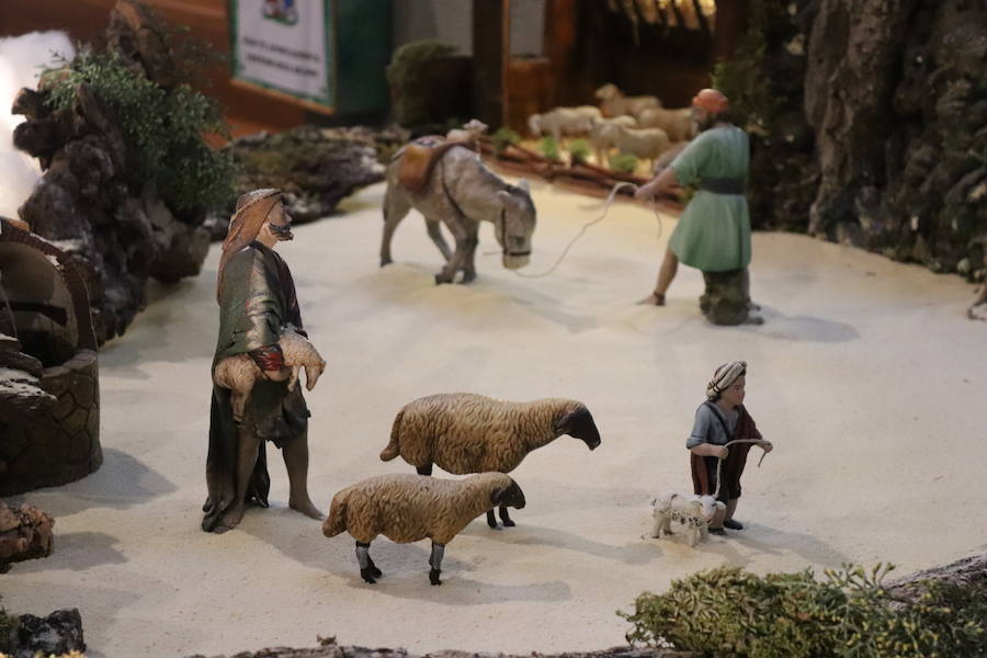 Fotos: El belen de la Iglesia San Martín de Porres, en imágenes