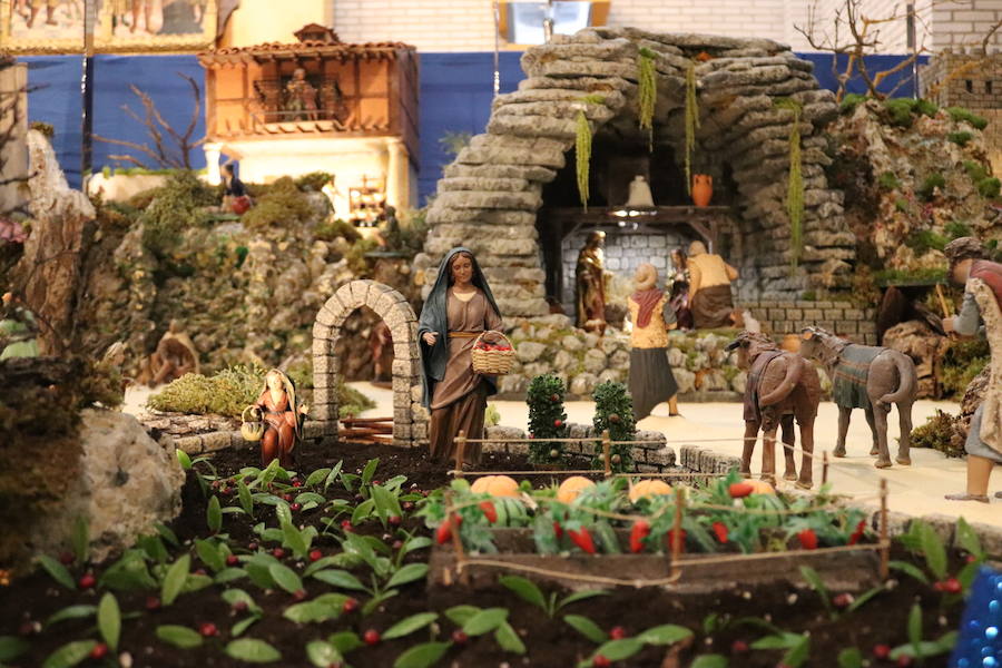 Fotos: El belen de la Iglesia San Martín de Porres, en imágenes