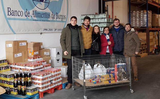 Jóvenes Ciudadanos entrega al Banco de Alimentos de Burgos los productos recogidos 