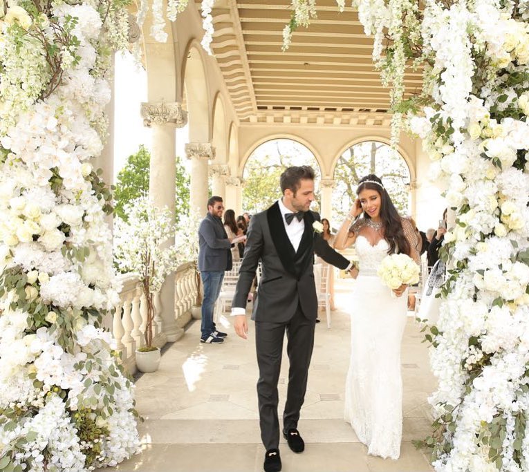 Cesc Fábregas y Daniella Seeman. El futbolista del Chelsea y su esposa se casaron en Inglaterra en mayo y celebraron el enlace en Ibiza entre muchos rostros conocidos.