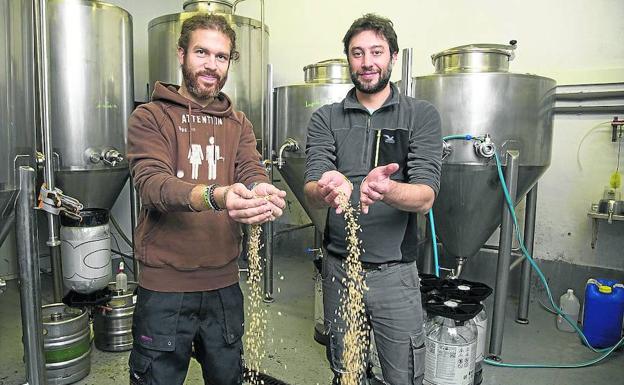 Estas cervezas no usan arroz o fécula de patata para multiplicar la producción, rebajando la calidad. 