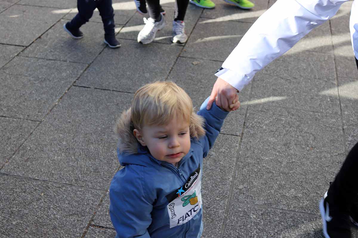 Cientos de niños han participado en la última mañana del año en la XXIX San Silvestre Cidiana