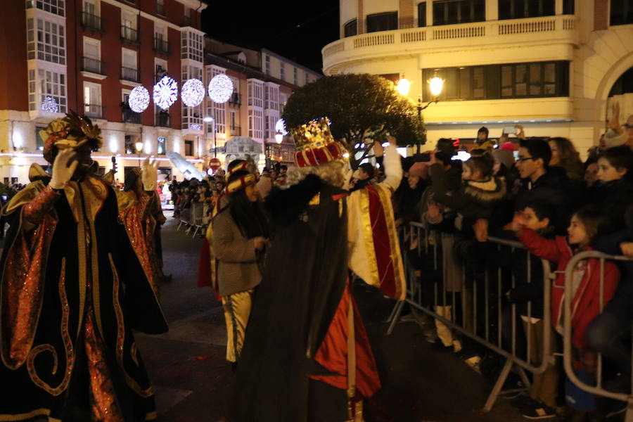 Fotos: La Cabalgata de Reyes de Burgos, en imágenes