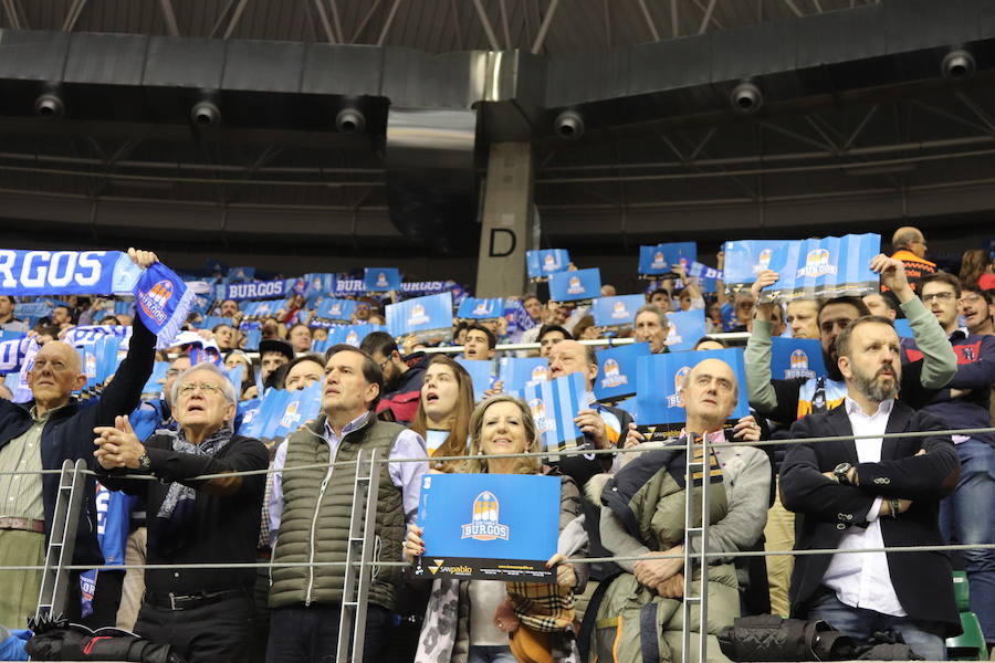 Fotos: Encuéntrate en las fotografías del partido entre el San Pablo Burgos y Barça Lassa