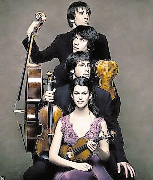 Jesús Miralles, Lluis Castán, Miquel Jordá y Judith Bardolet, forman el Cuarteto Gerhard. 