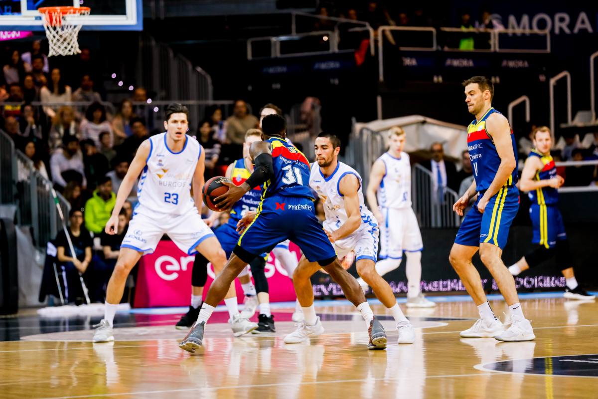 Imágenes del partido disputado esta noche entre el Morabanc Andorra y el San Pablo Burgos.