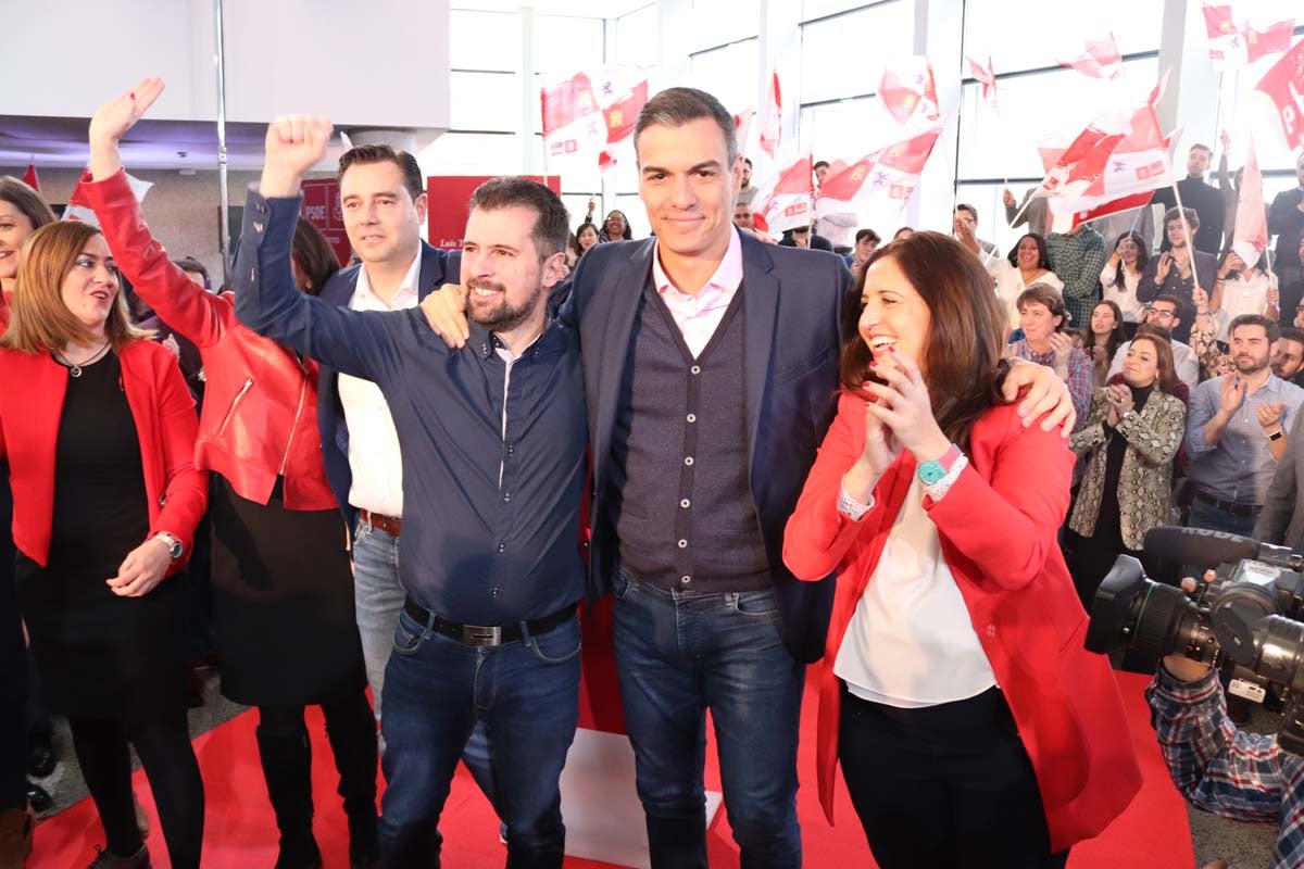 El presidente del Gobierno, Pedro Sánchez, participa en la presentación de la candidatura oficial de Luis Tudanca a la Presidencia de la Junta.