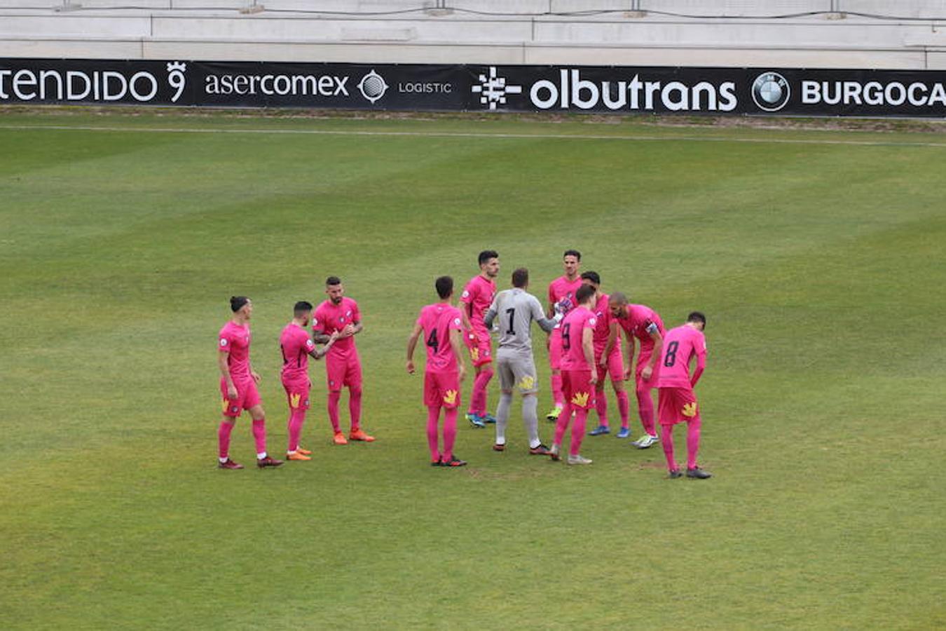 El Burgos CF ha ganado 2-0 a la Ponferradina en el estadio municipal de EL Plantío con goles de Chevi y Andrés