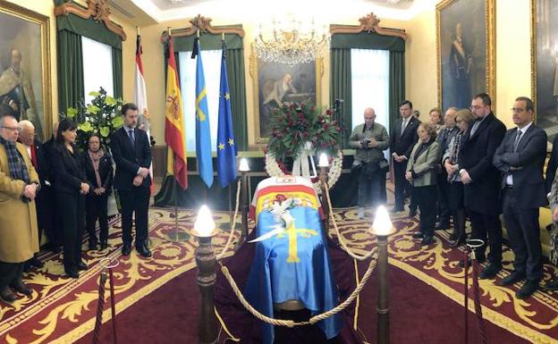 Capillar ardiente de Vicente Álvarez Areces, en el Ayuntamiento de Gijón.