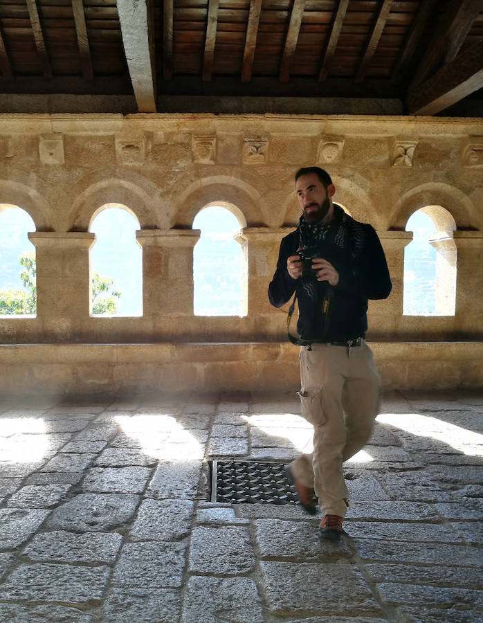 Esperanza Martín, Manuel Gil, Samuel Lahoz y Zoilo Perrino están localizando, registrando de manera precisa y documentando fotográficamente el rico patrimonio arqueológico de Poza de la Sal.