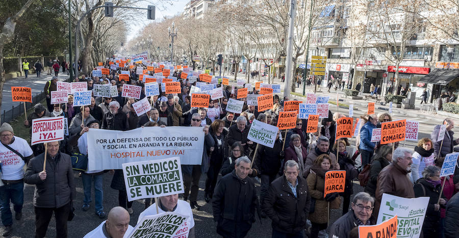 Fotos: Manifestación en Valladolid en defensa de la sanidad pública de Castilla y León