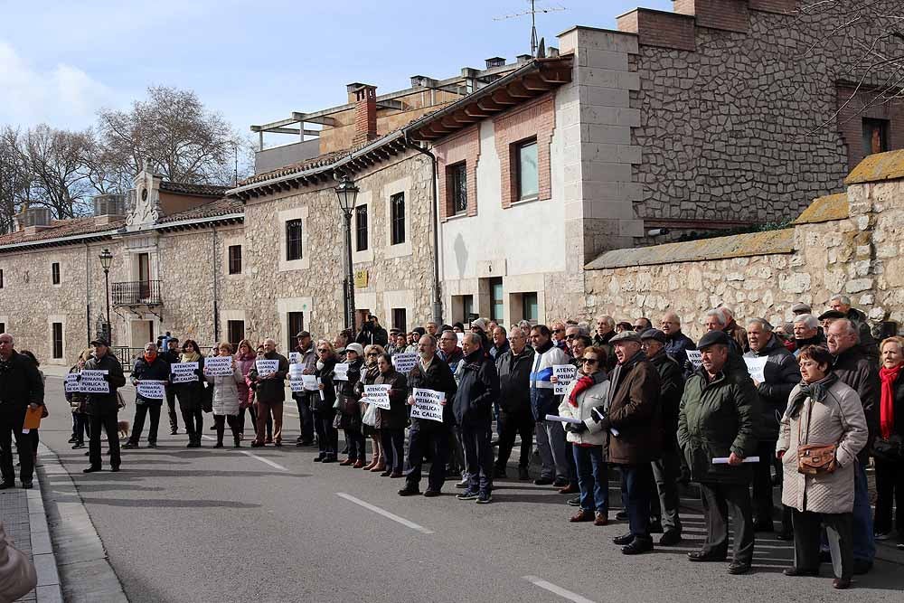 Fotos: Los vecinos mantienen sus protestas por los recortes sanitarios que afectan al Centro de Salud de Los Cubos