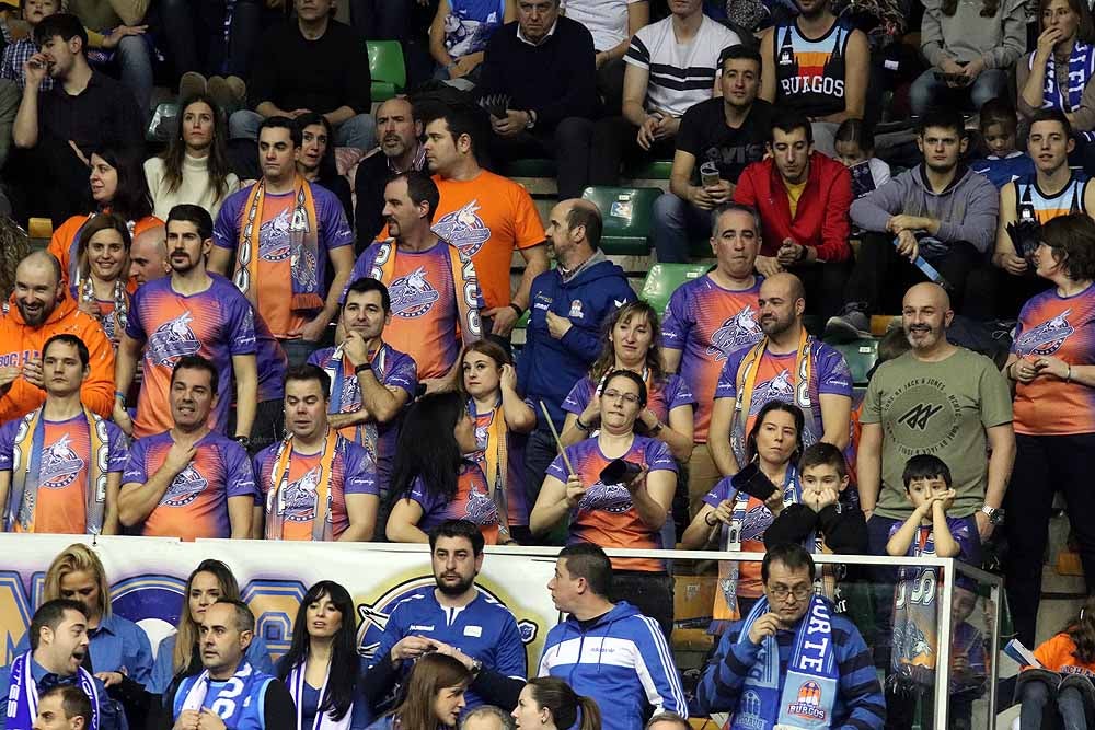 Fotos: Si has estado en el Coliseum viendo al San Pablo Burgos con el Guipuzcoa Basquet, búscate