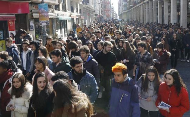 Manifestación de estudiantes este jueves en Palencia para reclamar una EBAU única en toda España.