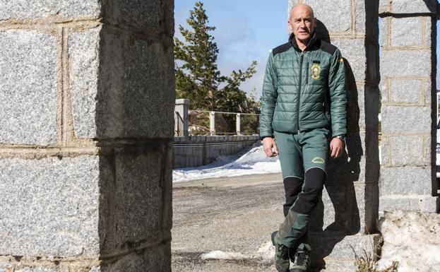 Gabino Holguín, en el puesto del Sereim de Navacerrada. 