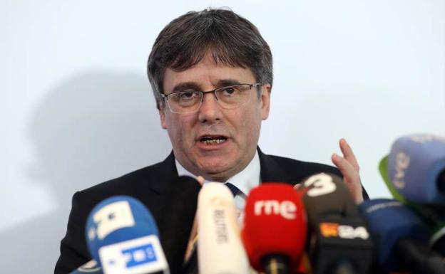 El expresidente de la Generalitat Carles Puigdemont, en una rueda de prensa en Berlín.