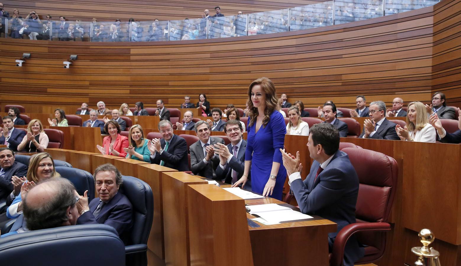 16.06.15 Toma de posesión de Silvia Clemente como presidenta de las Cortes.