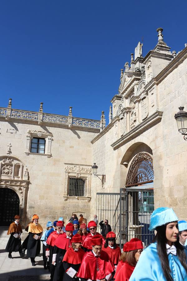 La Universidad de Burgos arranca los actos de conmemoración del 25 aniversario nombrando doctora 'Honoris Causa' a la científica Margarita Salas, durante los actos del Día del Doctor