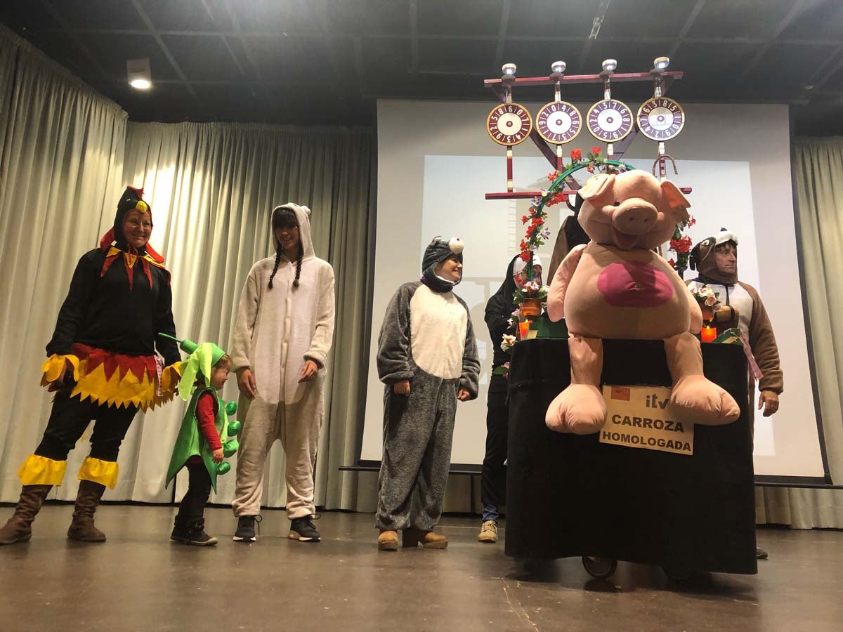 La Casa de Cultura acoge la entrega de premios del desfile de Carnaval del pasado sábado,