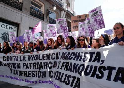 Imagen secundaria 1 - Alegría y rebelión en el río púrpura