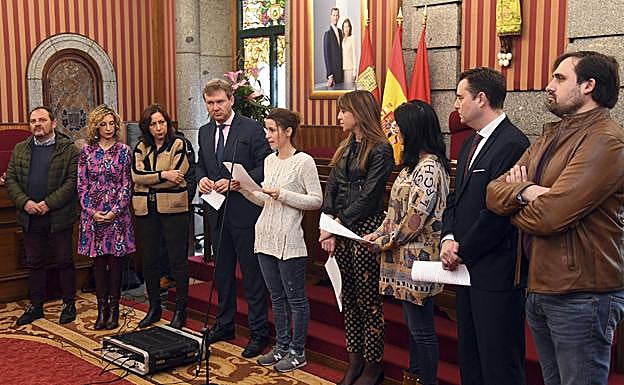 Lectura del manifiesto. 