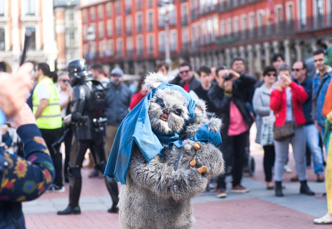 Fotos: Gran desfile Cosplay en Valladolid con motivo del XIII Salón del cómic y del manga de Castilla y León