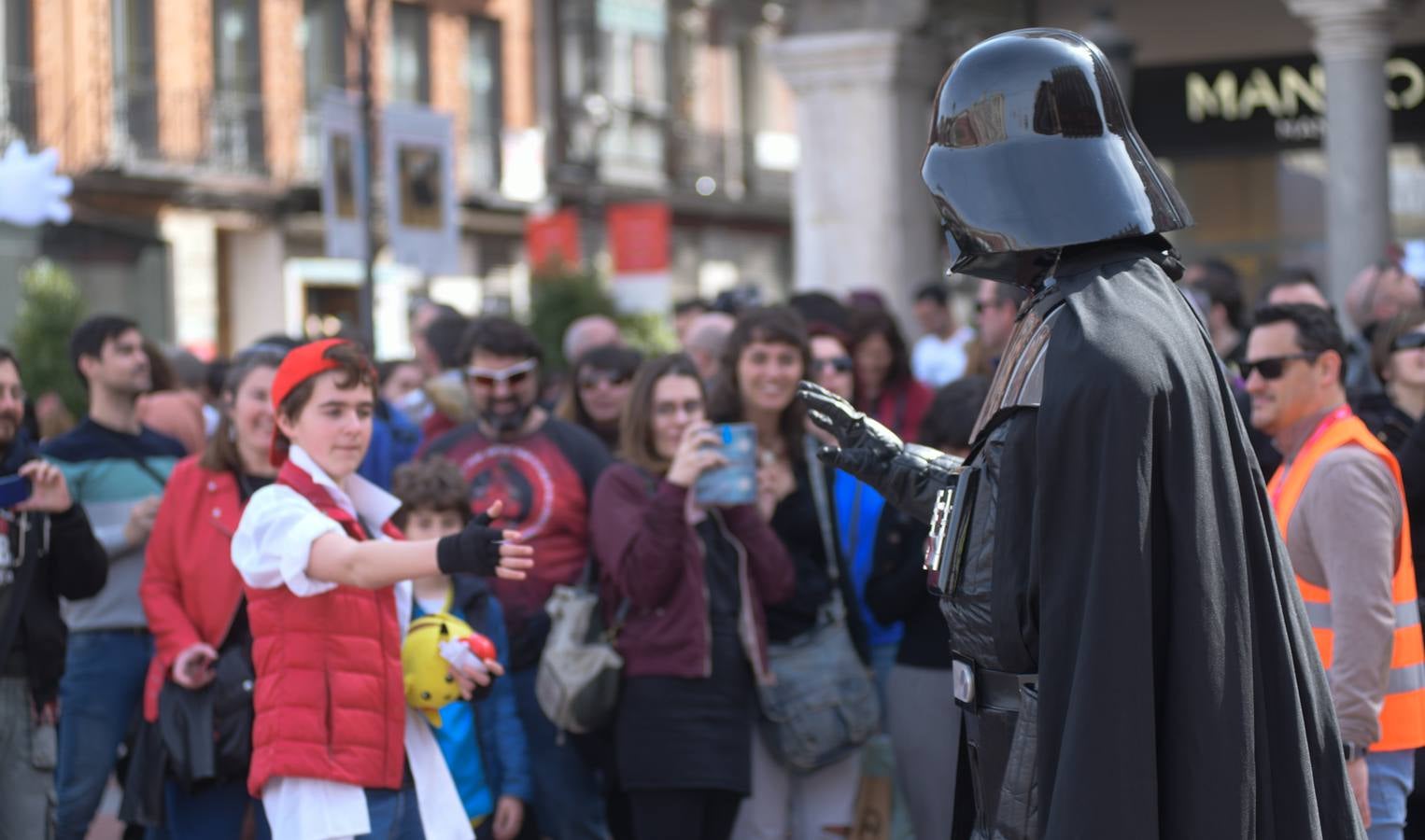 Fotos: Gran desfile Cosplay en Valladolid con motivo del XIII Salón del cómic y del manga de Castilla y León