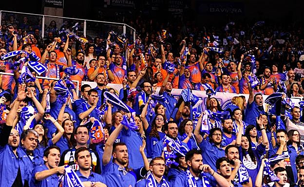 El ambiente del Coliseum Burgos siempre es espectacular