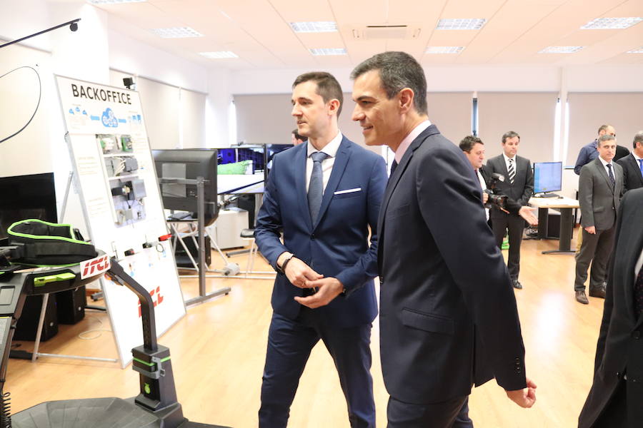 Fotos: La visita de Pedro Sánchez al Instituto Tecnológico de Castila y León en Burgos, en imágenes