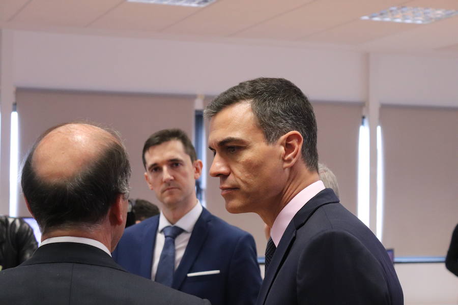 Fotos: La visita de Pedro Sánchez al Instituto Tecnológico de Castila y León en Burgos, en imágenes