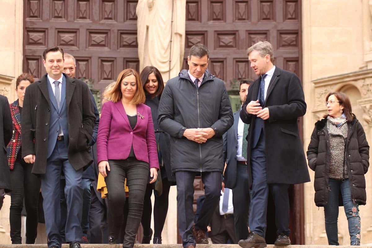 El presidente del Gobierno, Pedro Sánchez, ha culminado su viaje a Burgos con una visita a la Catedral.