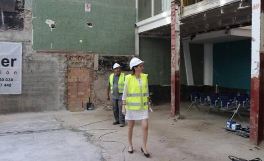 Conde, supervisando las obras durante el pasado mes de febrero.