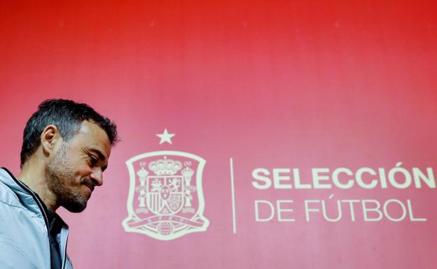 Luis Enrique: «Estamos en fase de evolucionar y la competencia eleva el nivel»