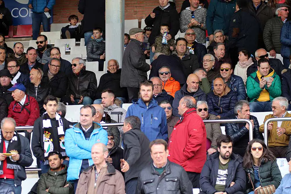 Fotos: Si has estado viendo al Burgos CF contra la UD Las Palmas Atlético búscate